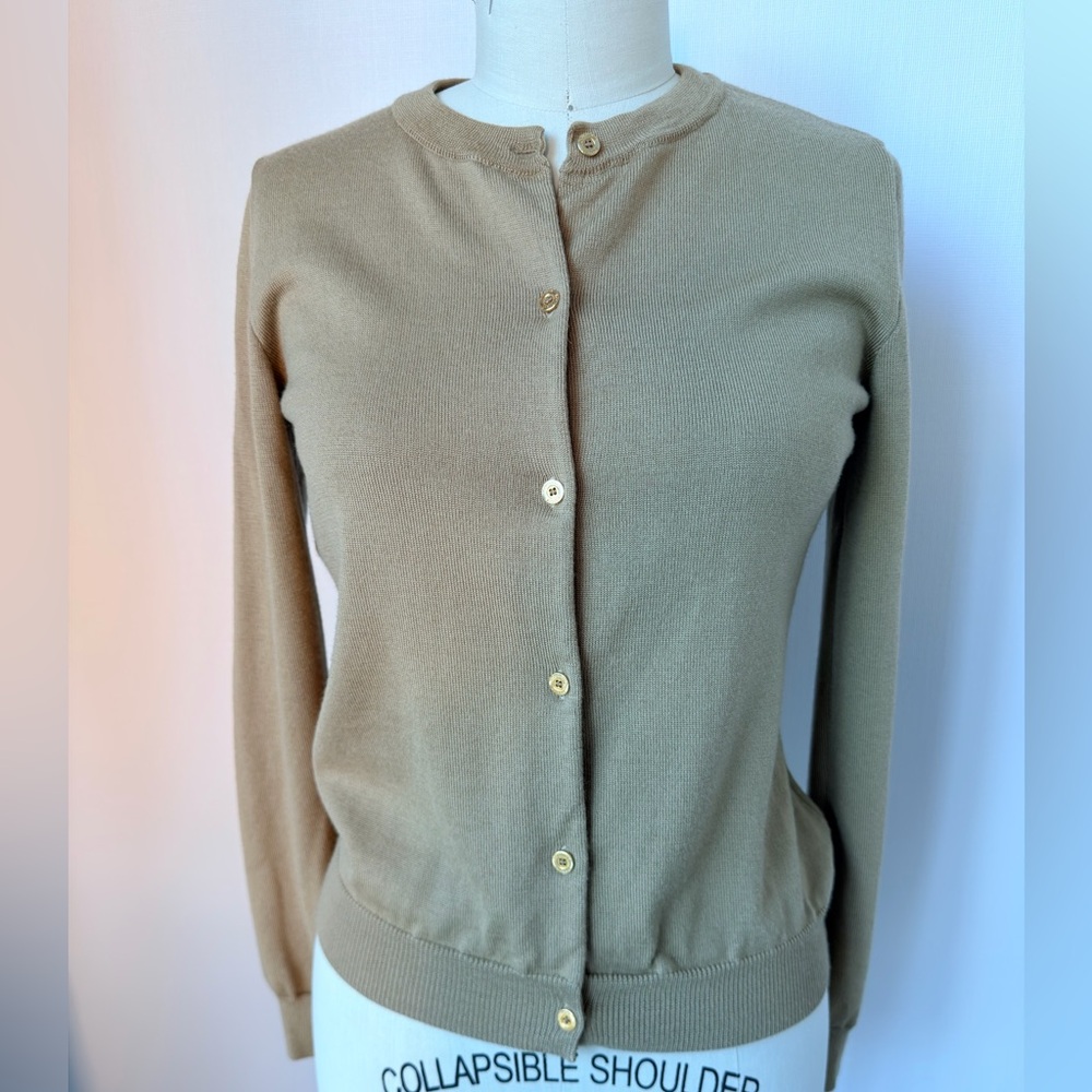 Moschino Tan Button-Up Cardigan Lana Wool size 6, Italian size 40, sweater
